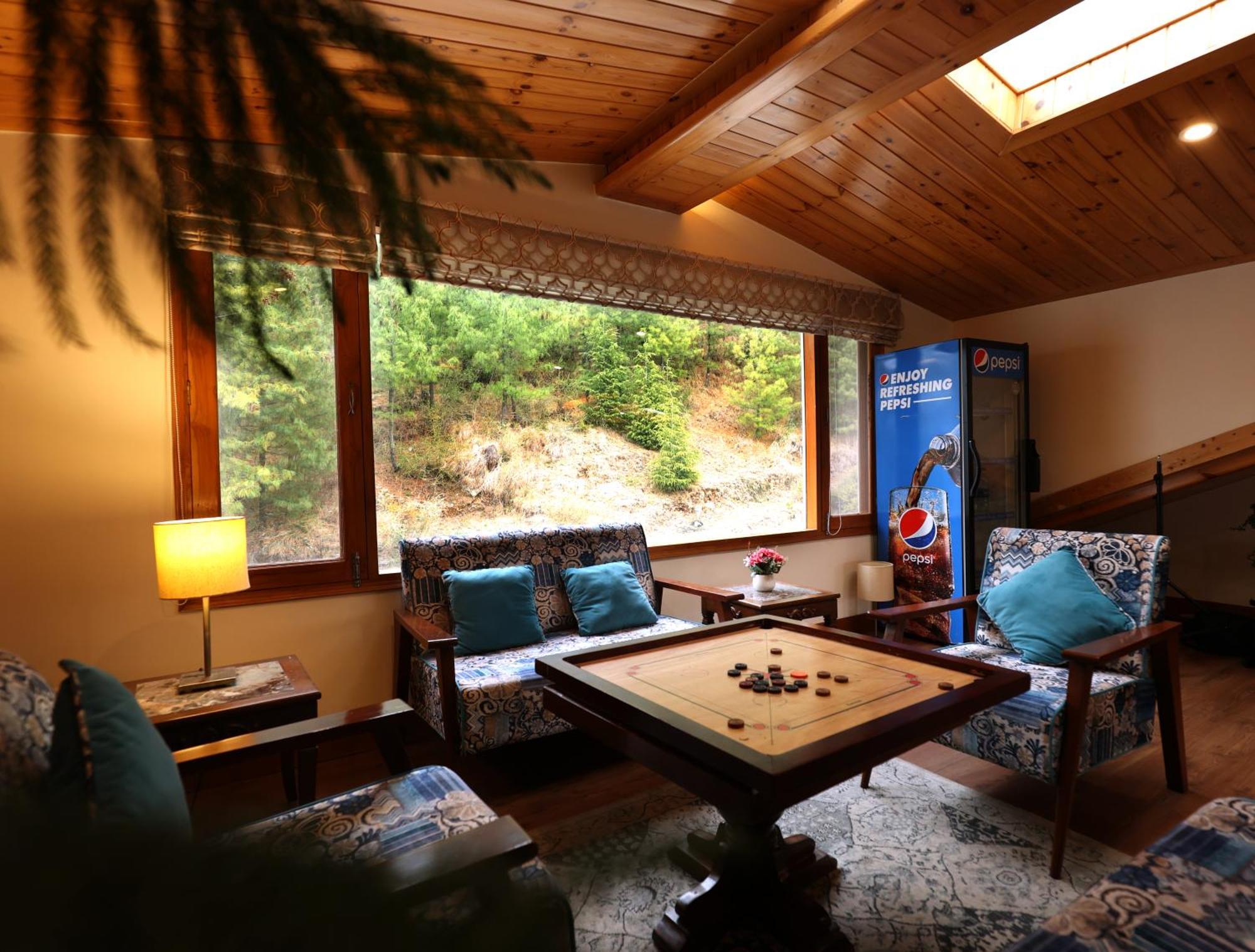 The Retreat Mashobra, Shimla Hotel Exterior photo