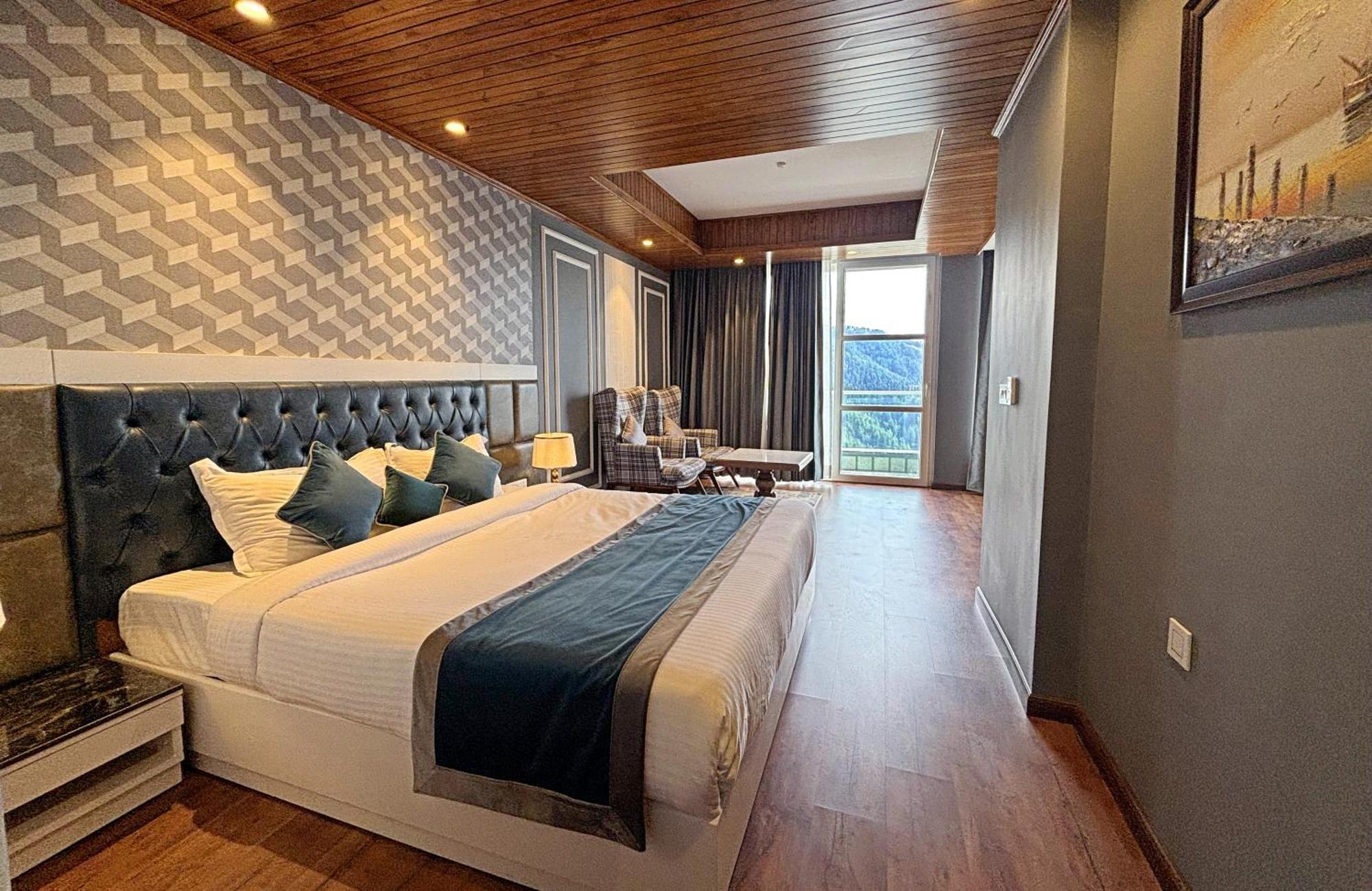 The Retreat Mashobra, Shimla Hotel Exterior photo