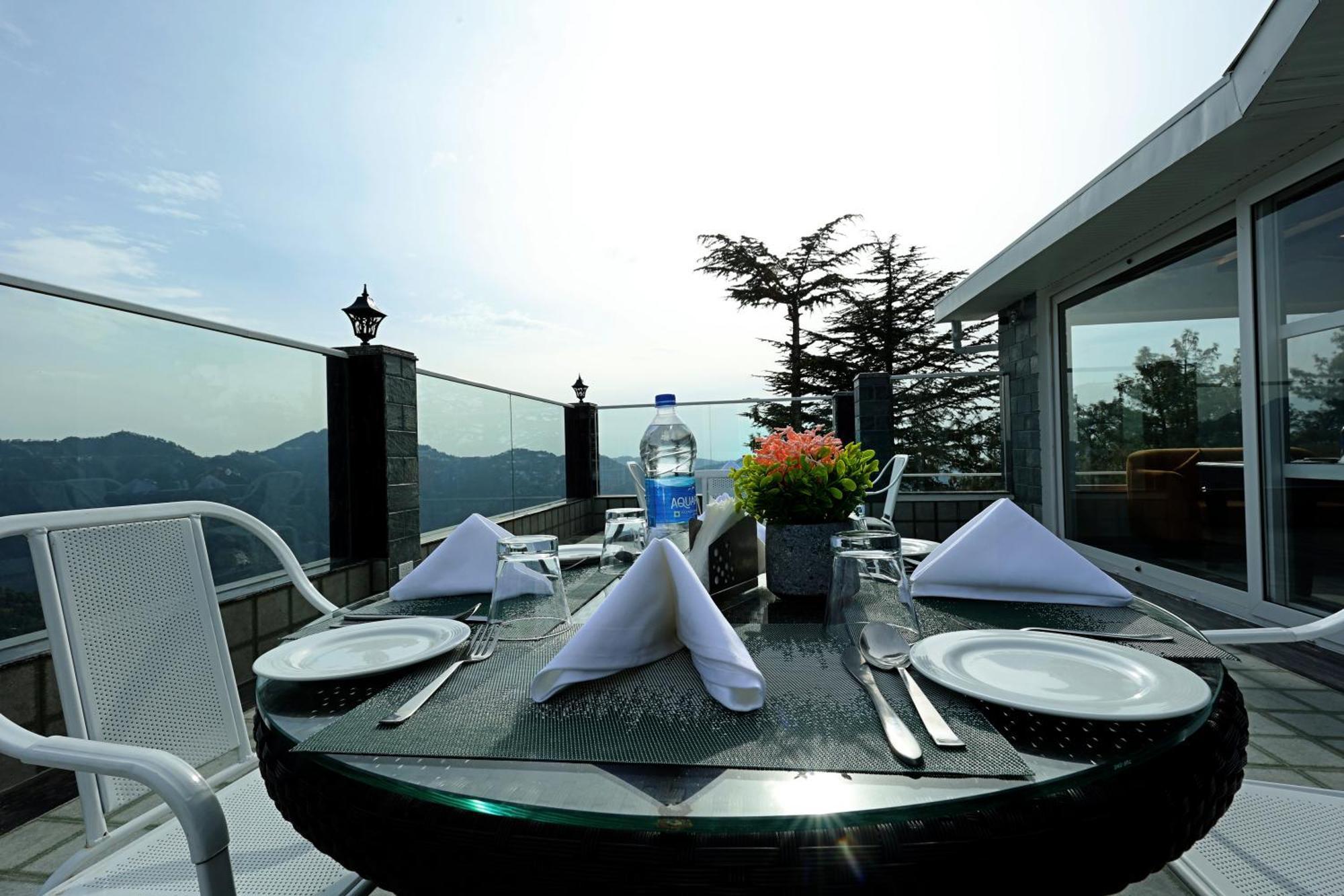 The Retreat Mashobra, Shimla Hotel Exterior photo